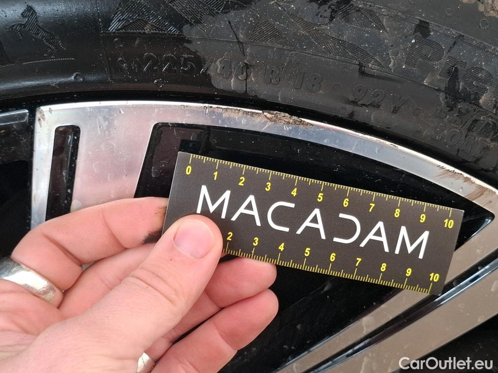  Volkswagen  Golf  VOLKSWAGEN / 2020 / 5P / Berline 1.0 TSI OPF 110 BVM6 Active(SL) #12