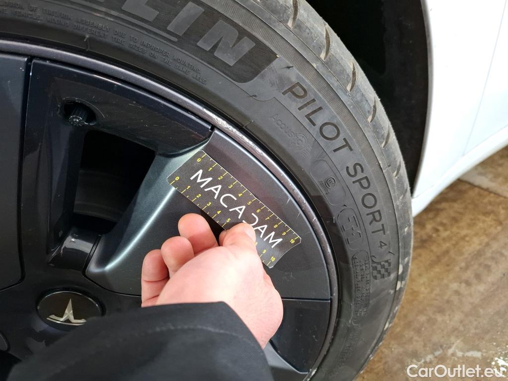  Tesla  Model 3 TESLA  / 2018 / 4P / Berline Autonomie Standard Plus RWD #12