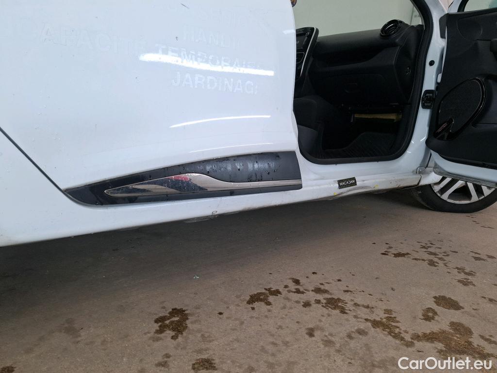  Renault  Clio  IV Business 0.9 TCe 75CV BVM5 E6 #48