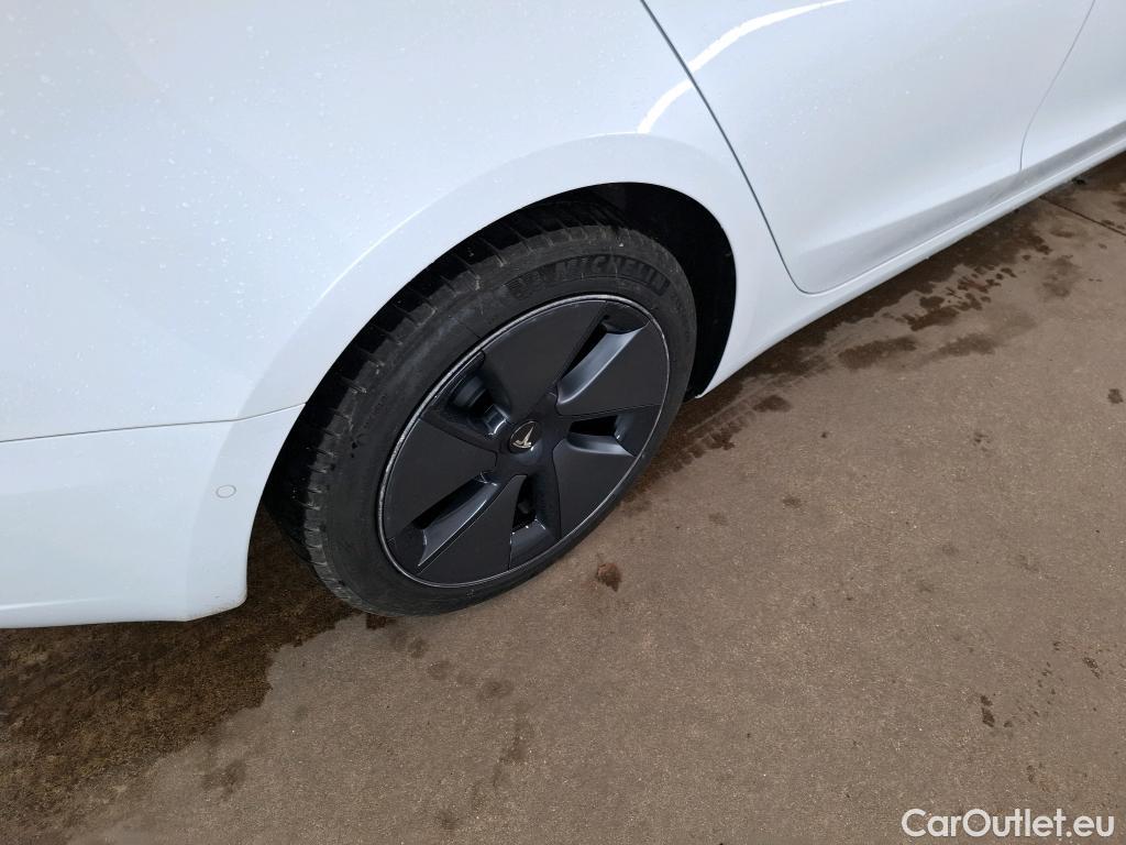  Tesla  Model 3 TESLA  / 2018 / 4P / Berline Autonomie Standard Plus RWD #6