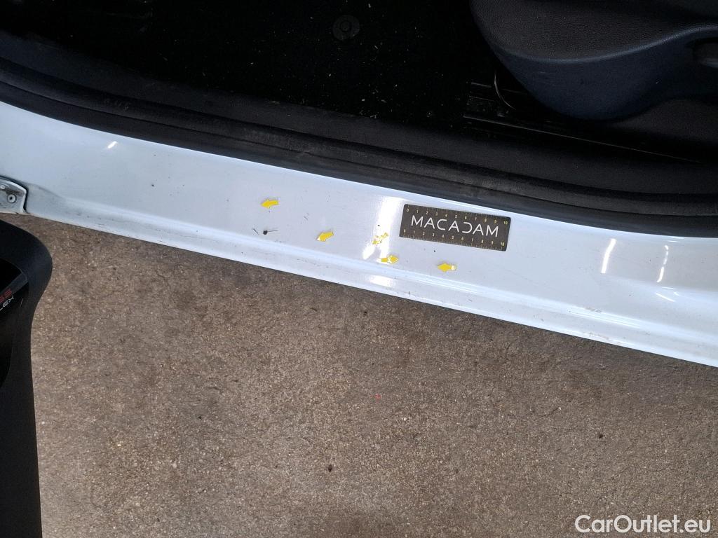  Renault  Clio  IV Business 0.9 TCe 75CV BVM5 E6 #78