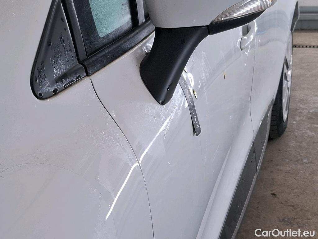  Renault  Clio  IV Business 0.9 TCe 75CV BVM5 E6 #85