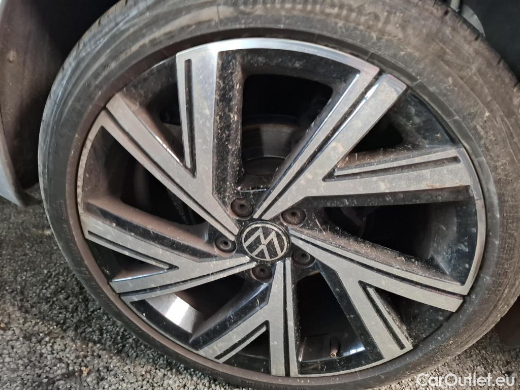  Volkswagen  Golf  VOLKSWAGEN / 2020 / 5P / Berline 1.0 TSI OPF 110 BVM6 Active(SL) #19