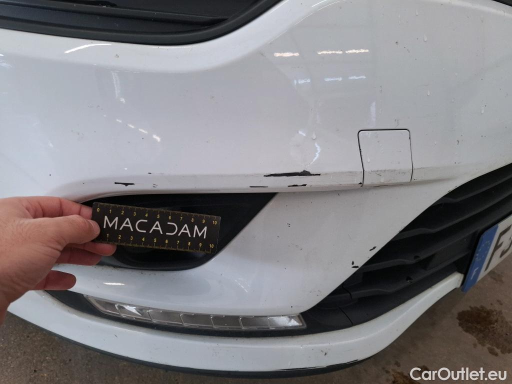  Renault  Clio  IV Business 0.9 TCe 75CV BVM5 E6 #15