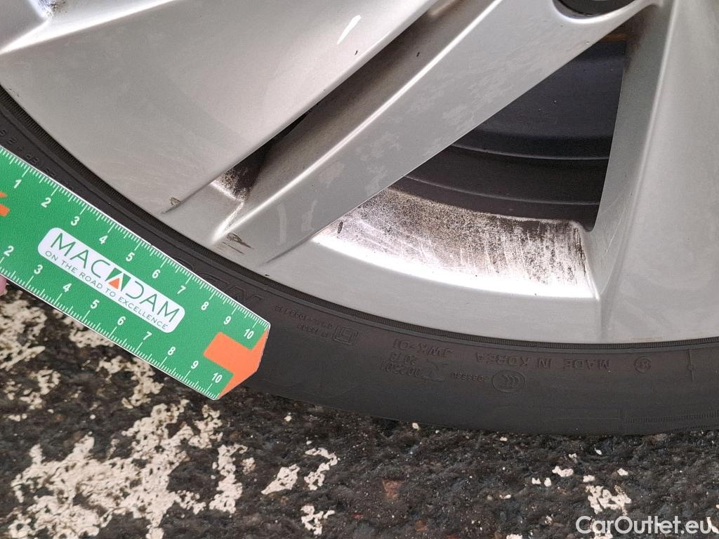  Volkswagen  Golf  Sté 1.0 eTSI OPF 110 DSG7 Life Societé Business #25