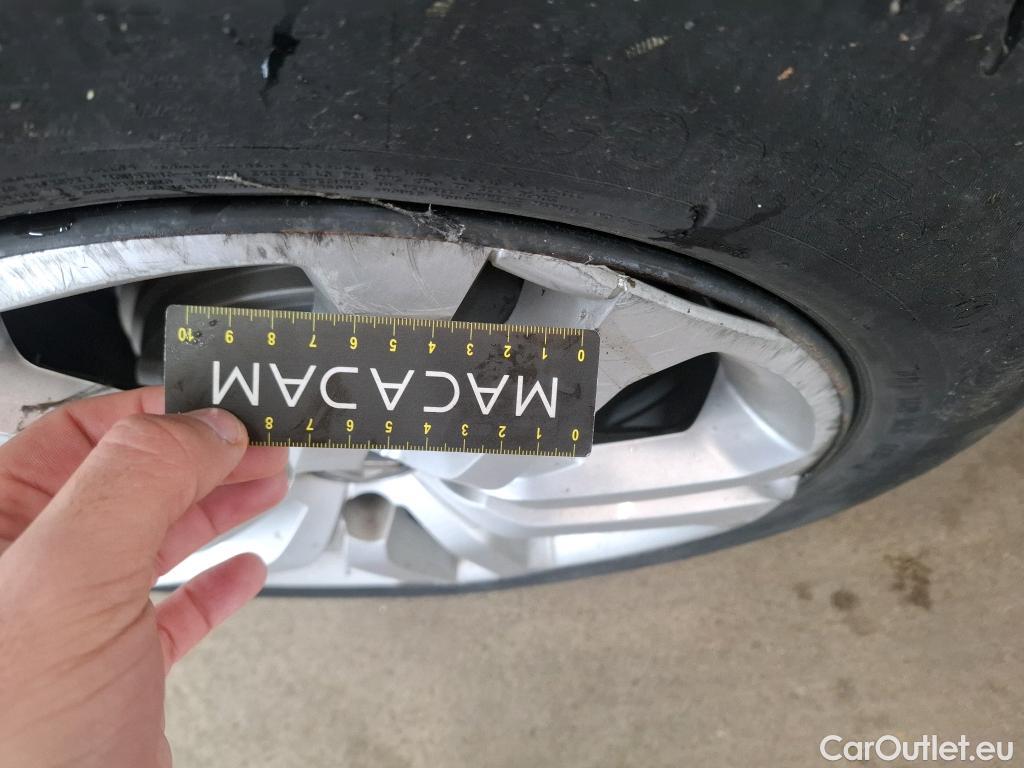  Renault  Clio  IV Business 0.9 TCe 75CV BVM5 E6 #89