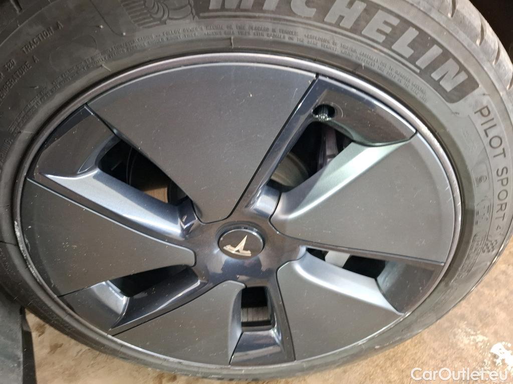  Tesla  Model 3 TESLA  / 2018 / 4P / Berline Autonomie Standard Plus RWD #10