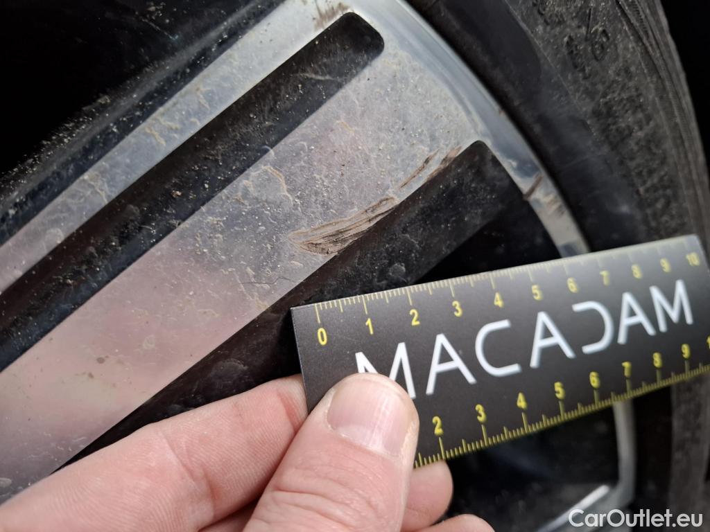  Volkswagen  Golf  VOLKSWAGEN / 2020 / 5P / Berline 1.0 TSI OPF 110 BVM6 Active(SL) #17