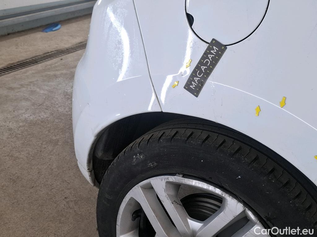  Renault  Clio  IV Business 0.9 TCe 75CV BVM5 E6 #68