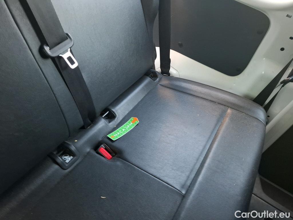  Peugeot  Expert  Kombi L2 2.0 HDi 150CV BVM6 E6dT #16