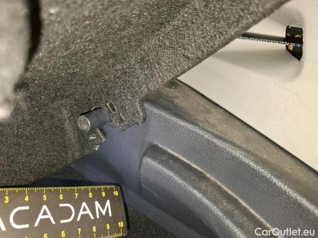  Renault  Clio  IV Business 0.9 TCe 75CV BVM5 E6 #98