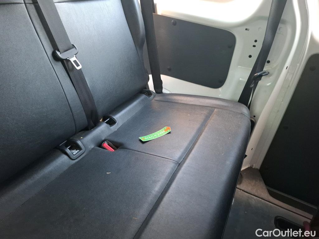  Peugeot  Expert  Kombi L2 2.0 HDi 150CV BVM6 E6dT #15