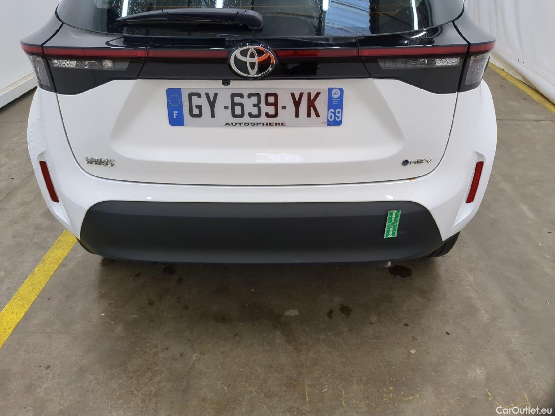  Toyota  Yaris Cross TOYOTA  Hybride / 2021 / 5P / SUV 1.5 HYBRID 116H DYNAMIC AUTO #2