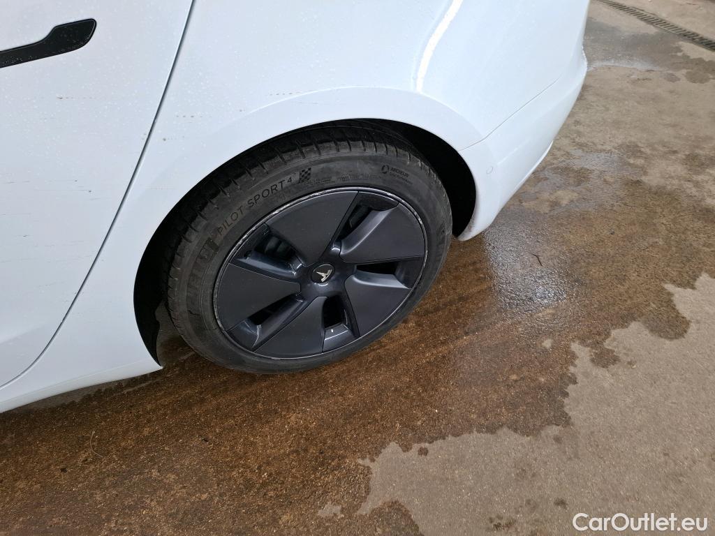  Tesla  Model 3 TESLA  / 2018 / 4P / Berline Autonomie Standard Plus RWD #13