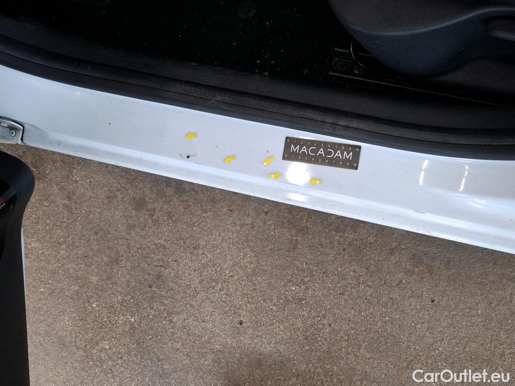  Renault  Clio  IV Business 0.9 TCe 75CV BVM5 E6 #77