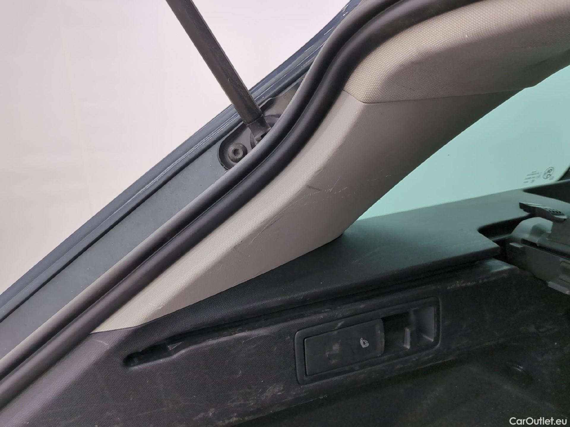  Seat  Leon  Sportstourer / 2020 / 5P / Break 1.0 eTSI 110 DSG S&S Style Business / TRANSFO VP/VF #31