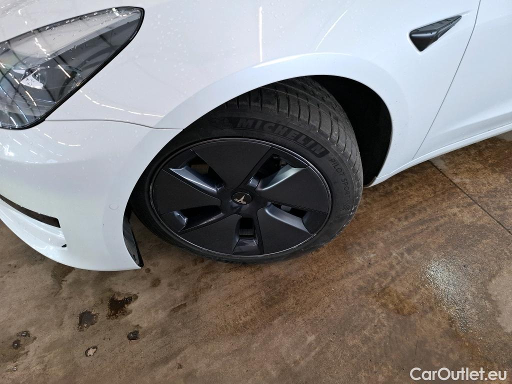  Tesla  Model 3 TESLA  / 2018 / 4P / Berline Autonomie Standard Plus RWD #9