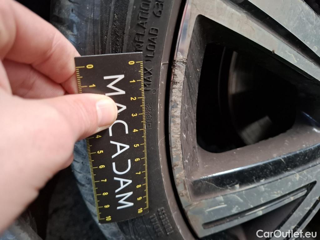  Volkswagen  Golf  VOLKSWAGEN / 2020 / 5P / Berline 1.0 TSI OPF 110 BVM6 Active(SL) #16