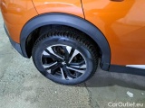  Peugeot  2008 PEUGEOT  / 2019 / 5P / CROSSOVER BLUEHDI 130 EAT8 ALLURE S/S AUT. #82