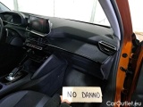  Peugeot  2008 PEUGEOT  / 2019 / 5P / CROSSOVER BLUEHDI 130 EAT8 ALLURE S/S AUT. #108