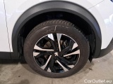  Peugeot  2008 PEUGEOT  / 2019 / 5P / CROSSOVER BLUEHDI 130 EAT8 ALLURE S/S AUT. #62