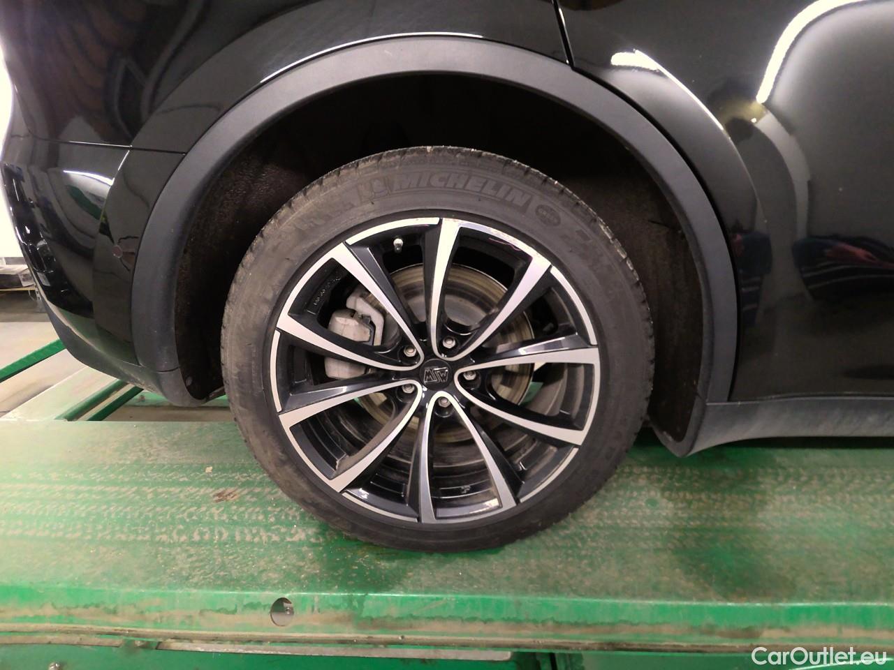  Tesla  Model Y  Long-Range AWD #24