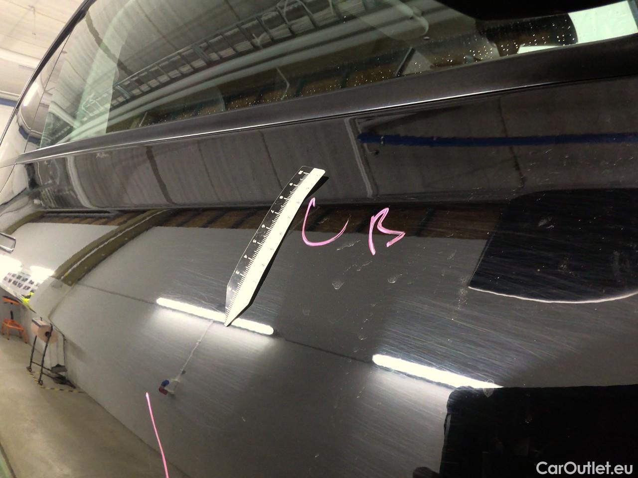  Tesla  Model Y  Long-Range AWD #3