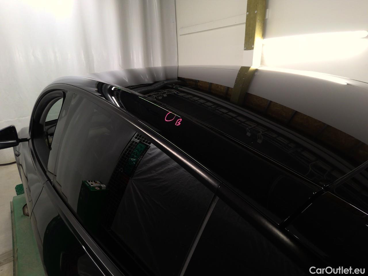  Tesla  Model Y  Long-Range AWD #15