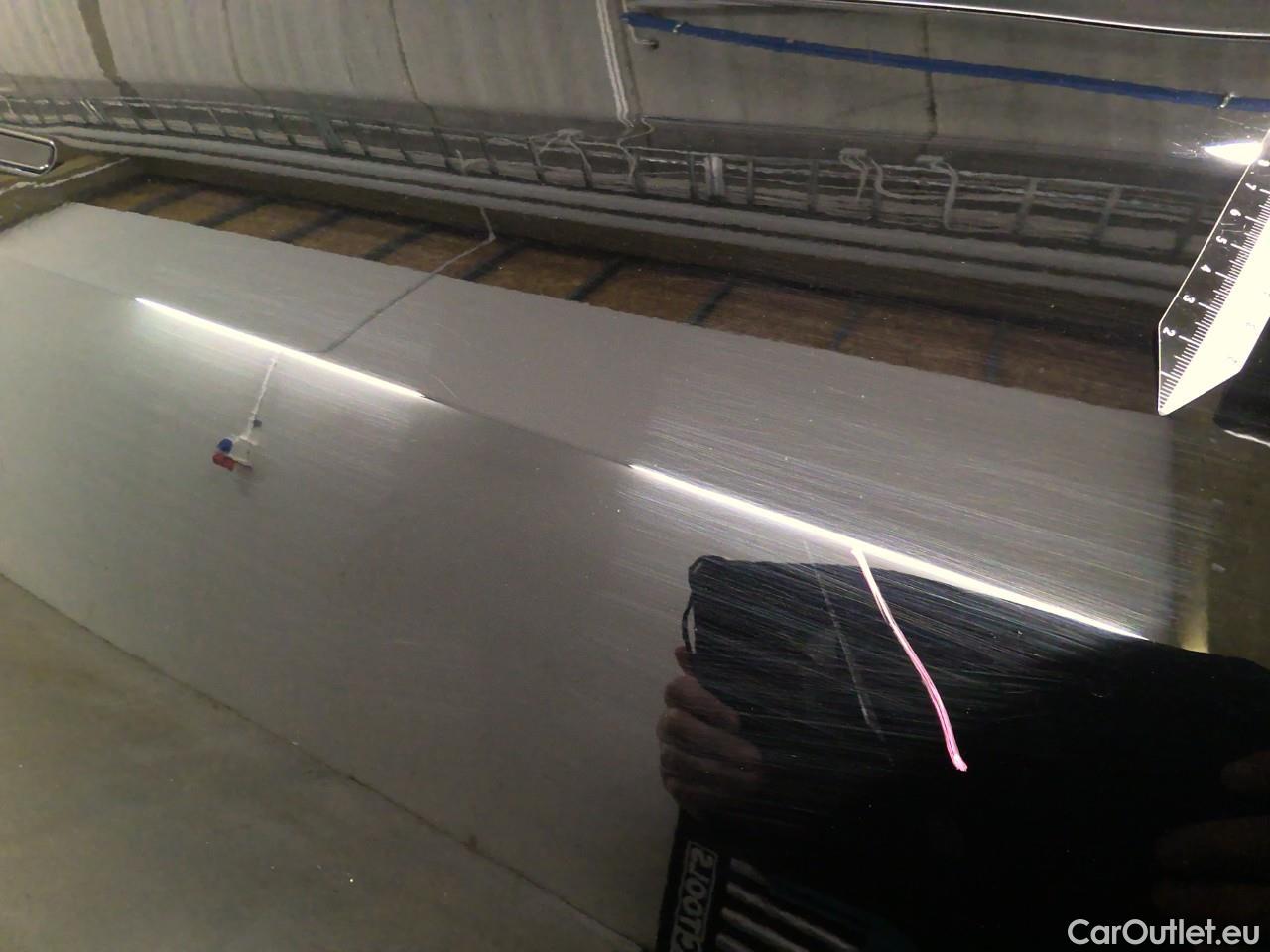  Tesla  Model Y  Long-Range AWD #1