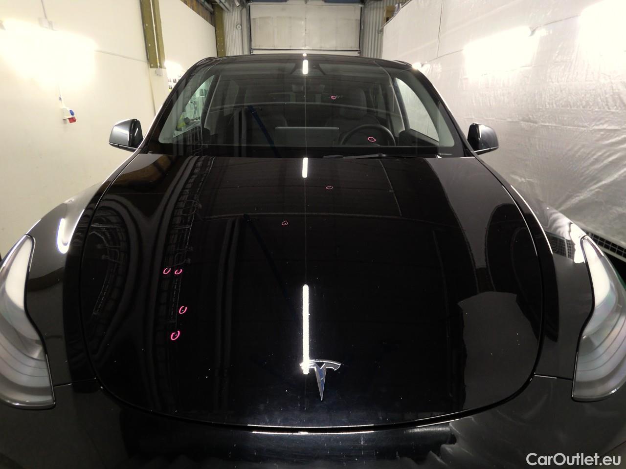  Tesla  Model Y  Long-Range AWD #18