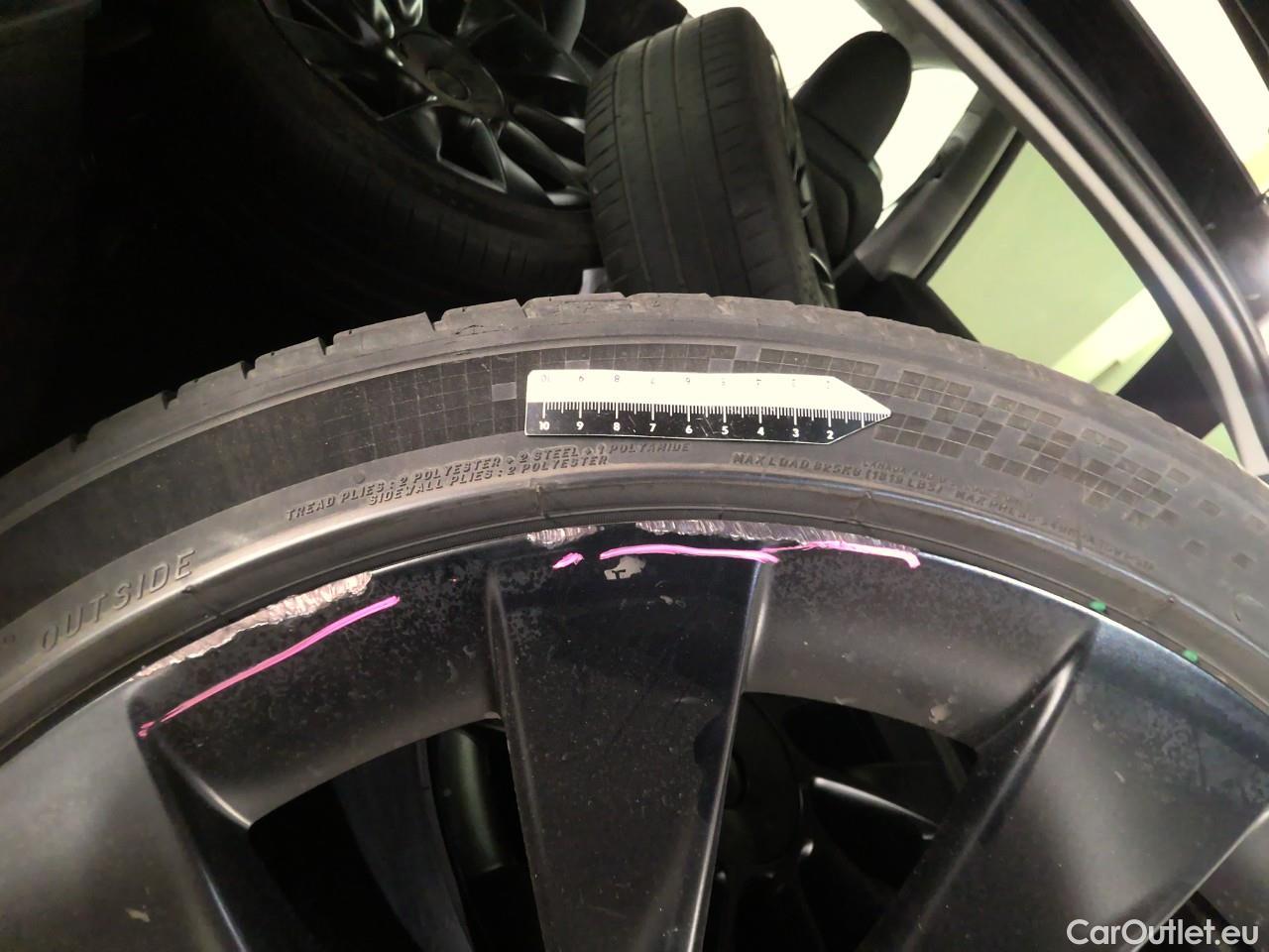  Tesla  Model Y  Long-Range AWD #22