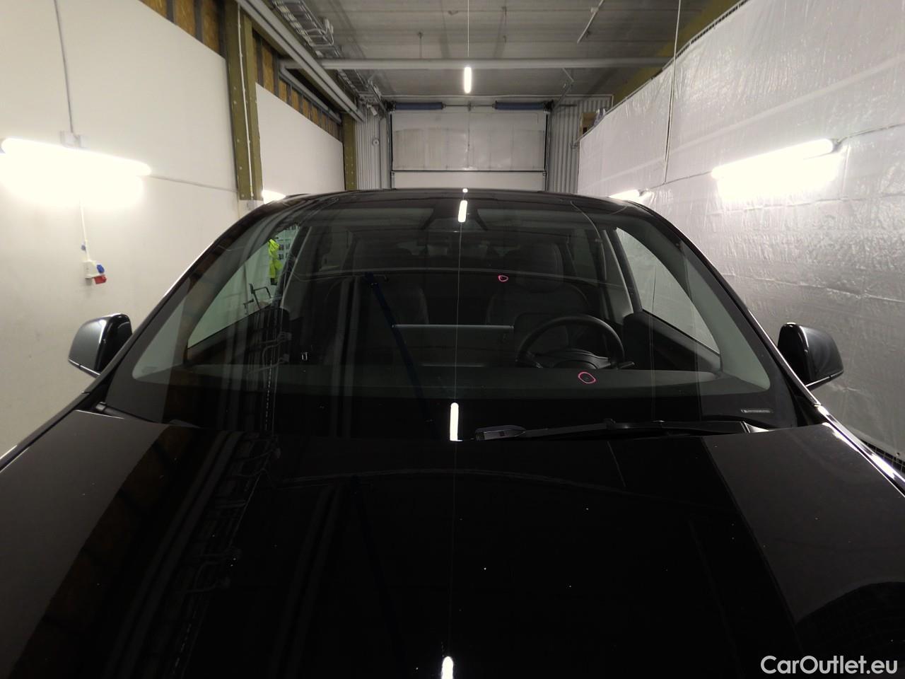  Tesla  Model Y  Long-Range AWD #14