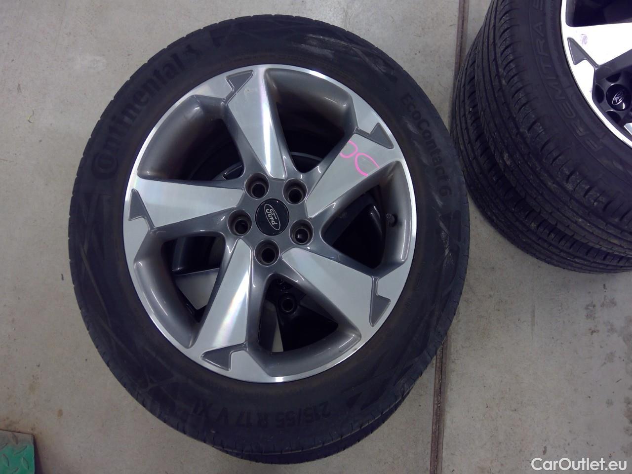  Ford  Focus  Wag EB 125 Act.Ed. Aut #2