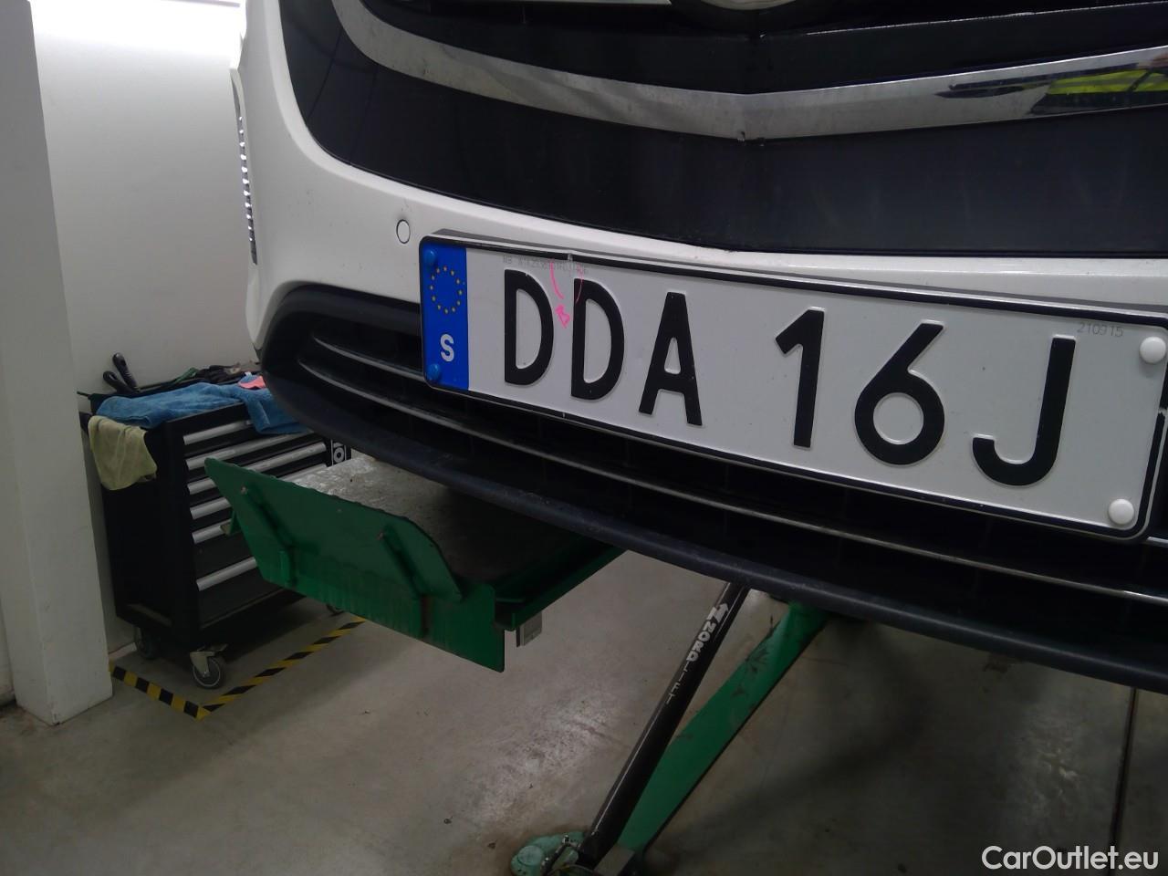  Mercedes  EQC  400 SE Edition 4Matic Aut #2