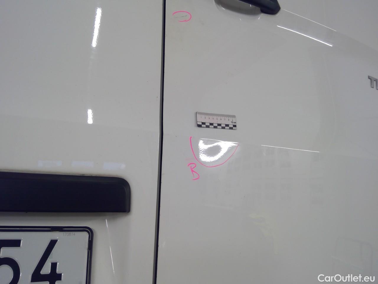  Volkswagen  Crafter  TDI 140 35 L2H1 M CV #8