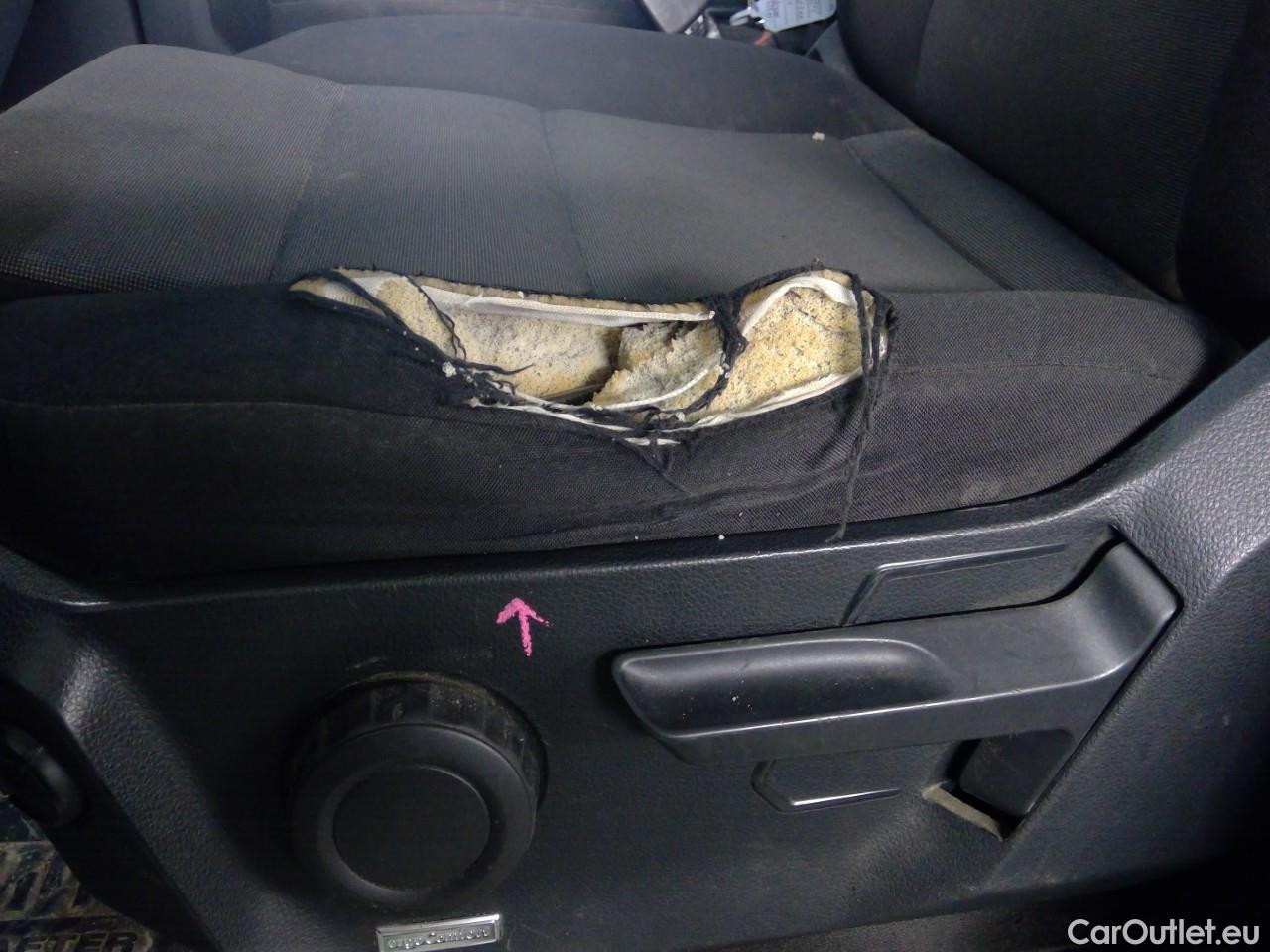  Volkswagen  Crafter  TDI 140 35 L2H1 M CV #4