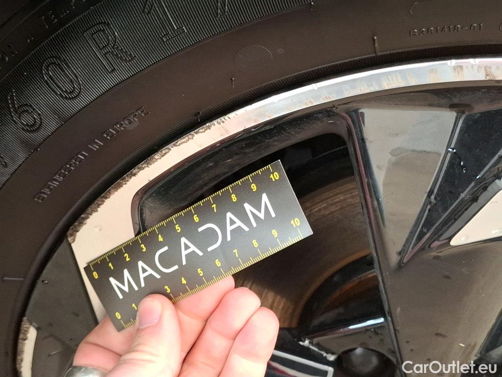  Nissan  Juke NISSAN  / 2019 / 5P / Crossover Hybrid 145 Business+ #4