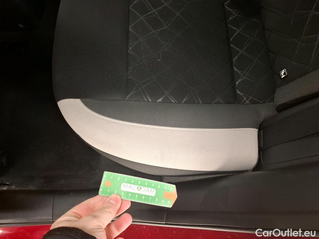  Nissan  Micra NISSAN  5p Berline IG-T 90 Made In France #14