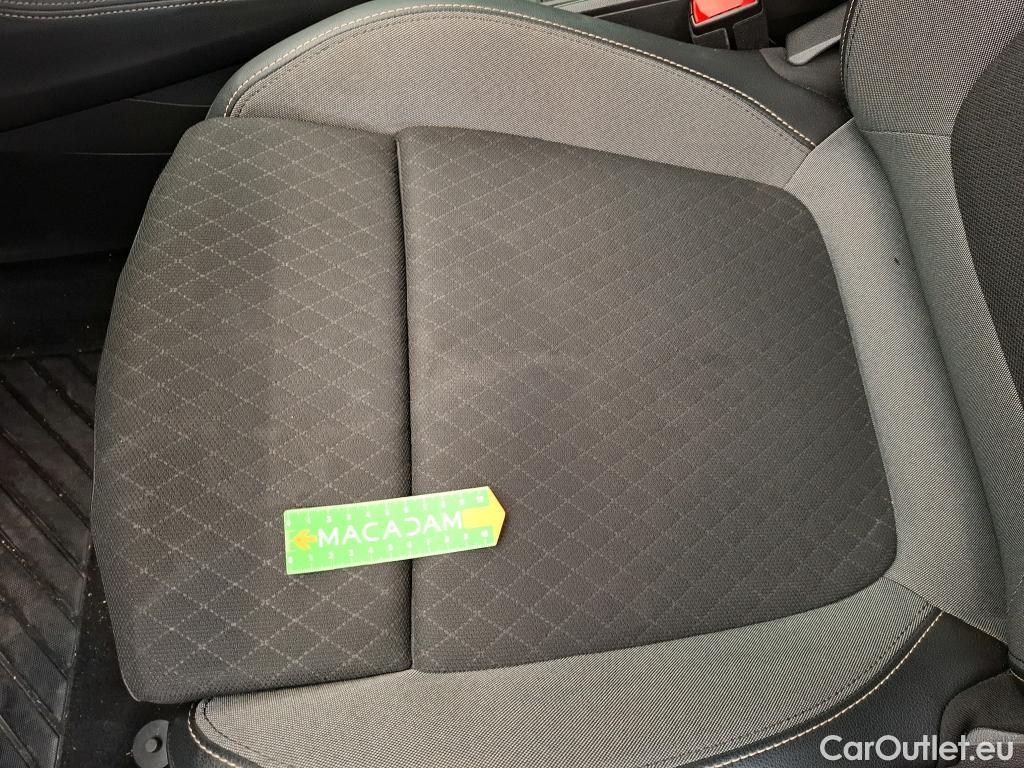  Opel   Grandland X Grandland X Business Elegance 1.5 130CV BVA8 E6d #5