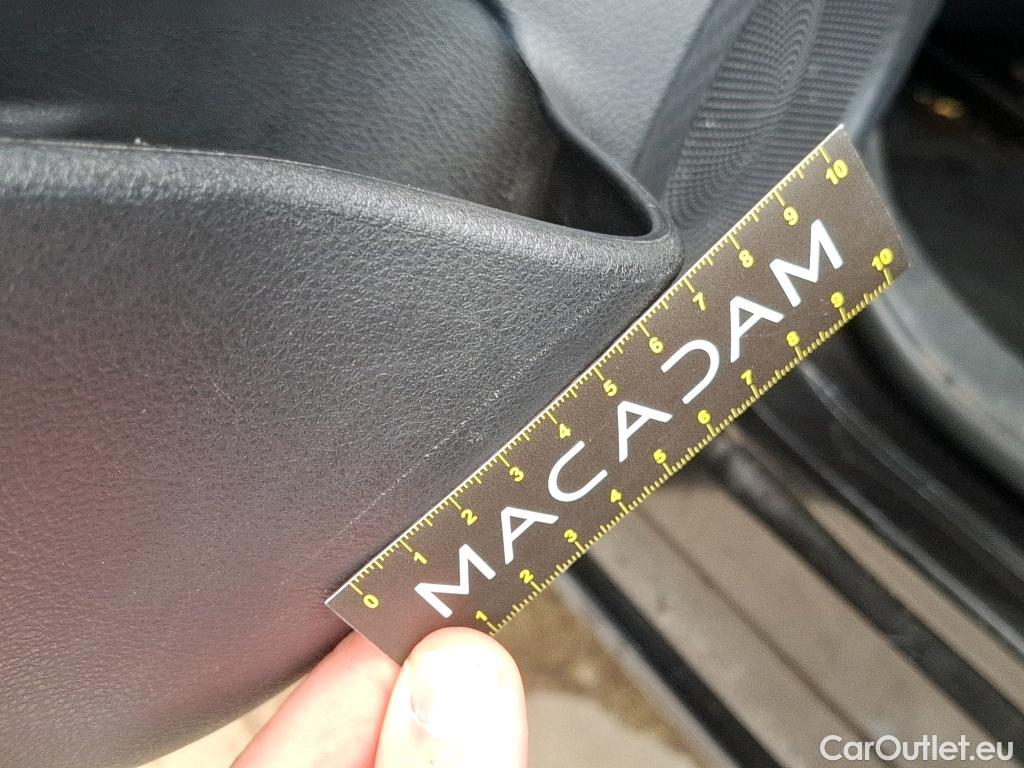  Nissan  Juke NISSAN  / 2019 / 5P / Crossover Hybrid 145 Business+ #39