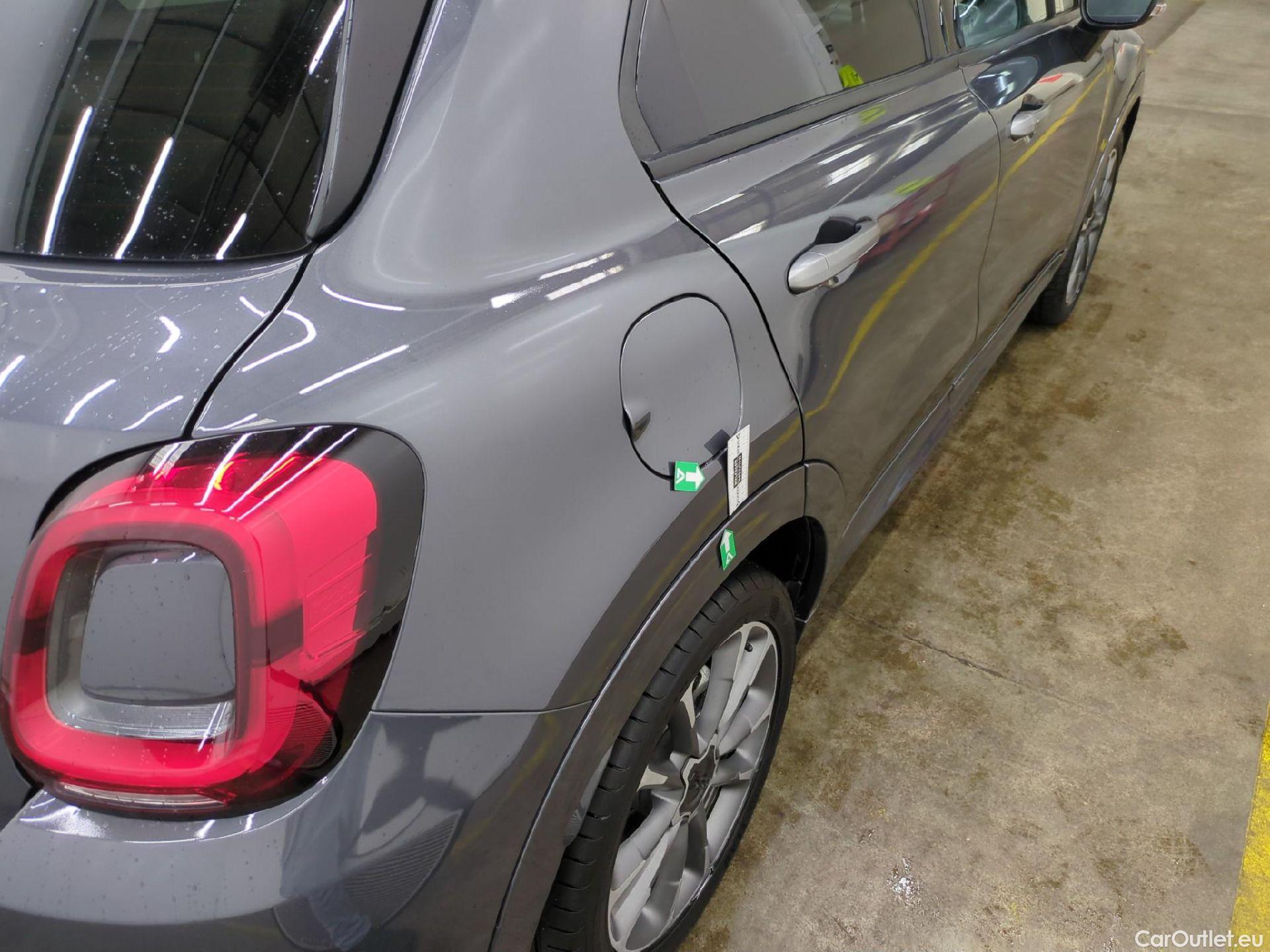  Fiat  500 FIAT X / 2018 / 5P / SUV 1.3 FFly T T4 DCT 150ch Sport #7