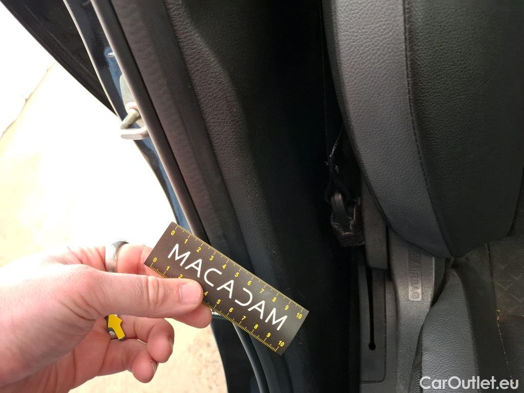  Nissan  Juke NISSAN  / 2019 / 5P / Crossover Hybrid 145 Business+ #44