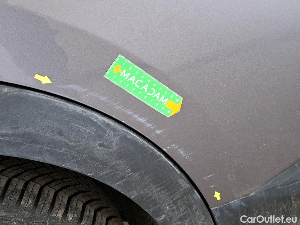  Renault  Captur  II Evolution 1.6 E-TECH Hybrid 145CV BVA6 E6d #2