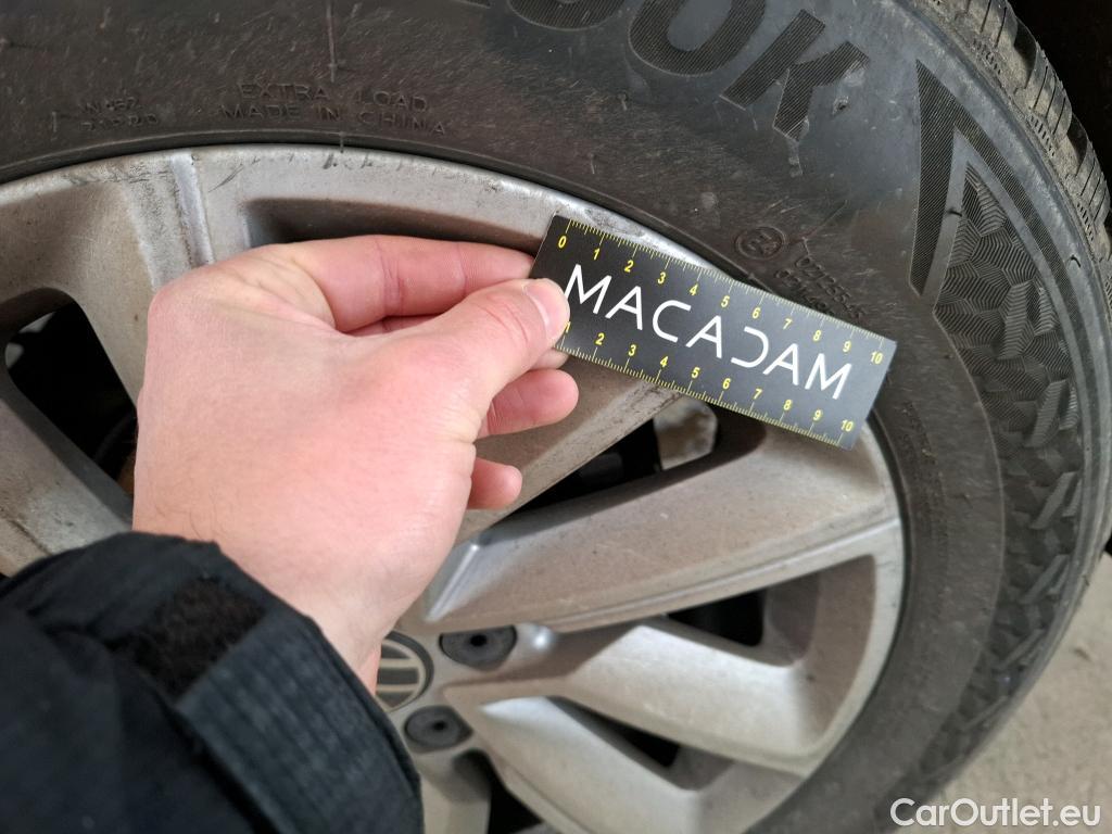  Volkswagen  T-CROSS VOLKSWAGEN  / 2018 / 5P / SUV 1.0 TSI 110ch Life Plus #14