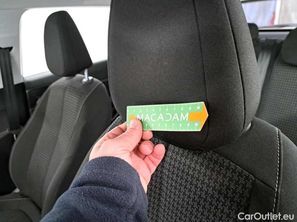  Peugeot  308 PEUGEOT  SW / 2017 / 5P / Break Puretech 110 S&S Active Business #28