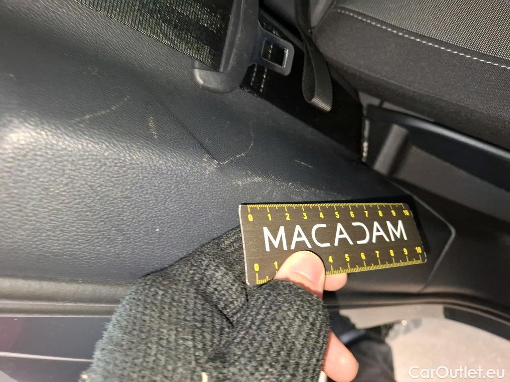  Volkswagen  Tiguan VOLKSWAGEN  / 2020 / 5P / SUV 1.5 TSI 150 DSG7 Life Busines #15