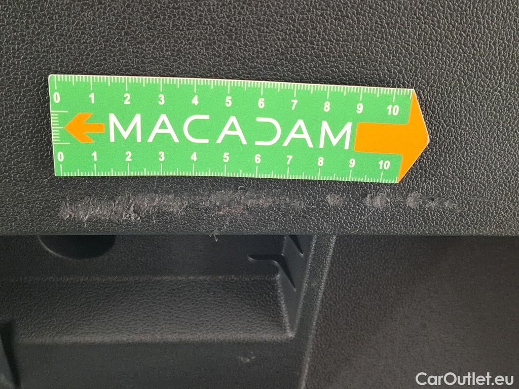  Volkswagen  Polo VOLKSWAGEN  / 2021 / 5P / Berline 1.0 TSI 95 Life Business #7