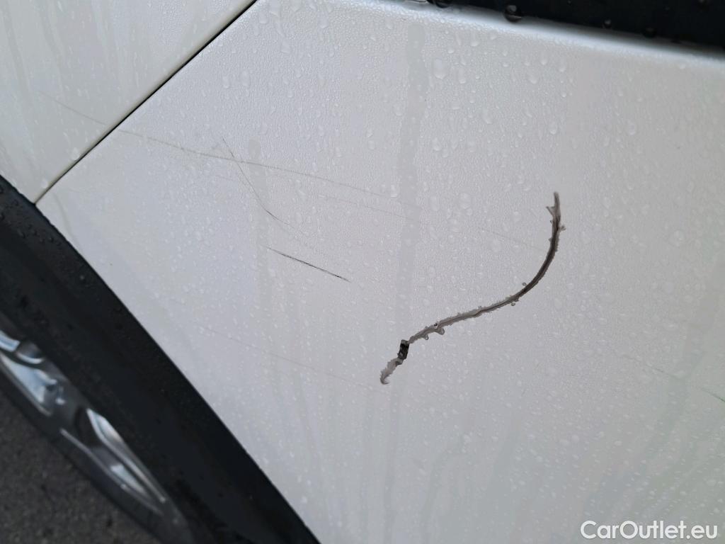  Toyota  RAV4 TOYOTA  / 2018 / 5P / todoterreno 2.5l 220H Advance #30