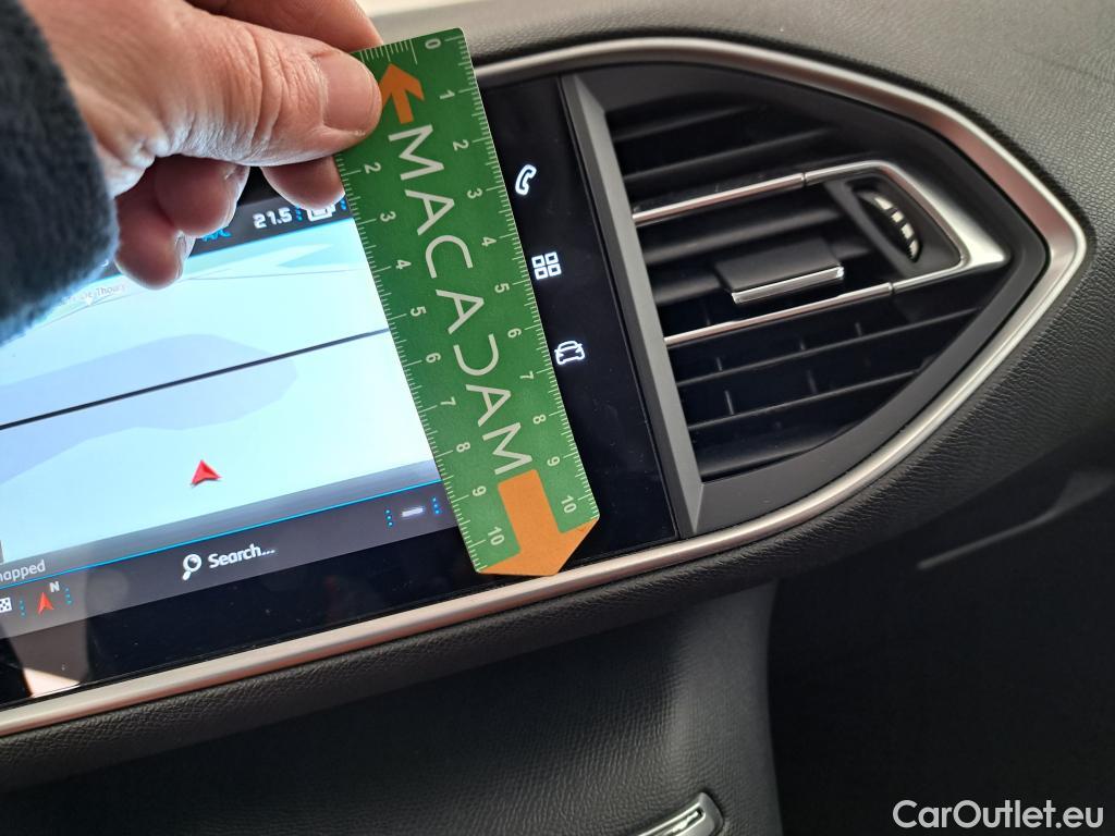  Peugeot  308 PEUGEOT  SW / 2017 / 5P / Break Puretech 110 S&S Active Business #16