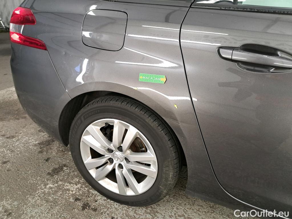  Peugeot  308 PEUGEOT  SW / 2017 / 5P / Break Puretech 110 S&S Active Business #9